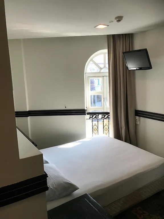 Garden Terrace Hotel Singapore